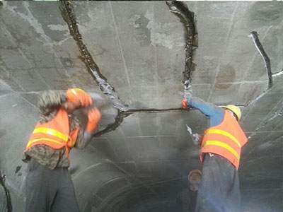 吸糞車清理化糞池作業(yè)流程及注意事項